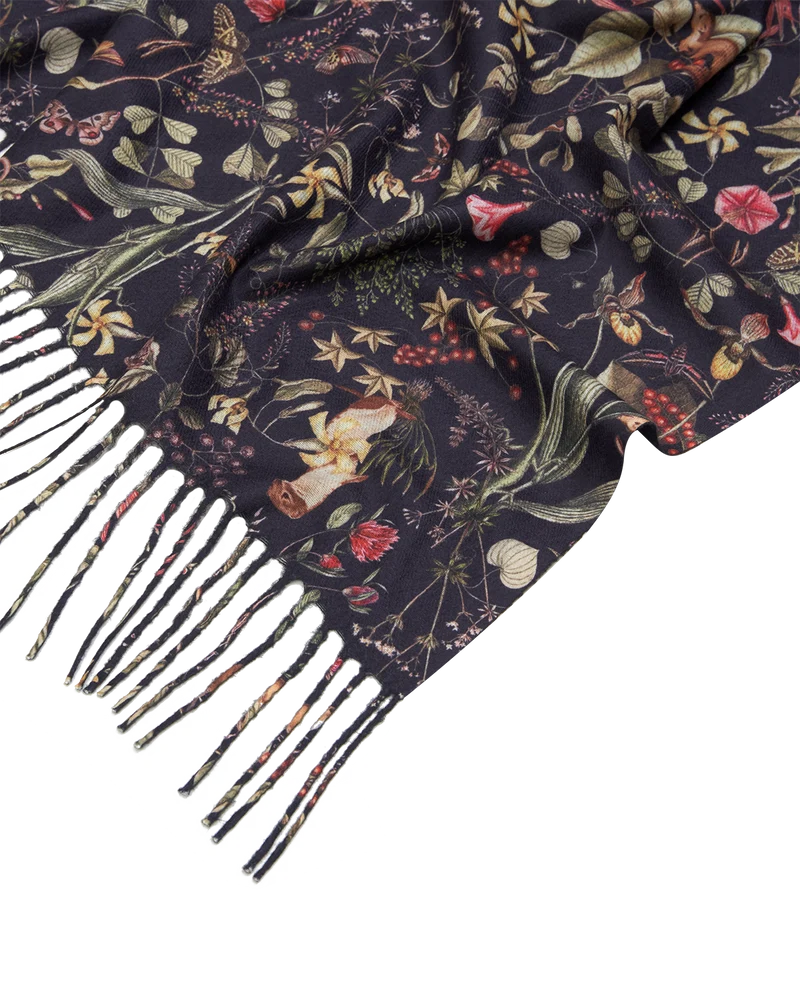 Wolf Garden Tassel Scarf in Navy