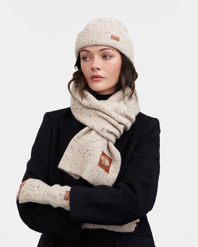 Knitted Scarf in Taupe