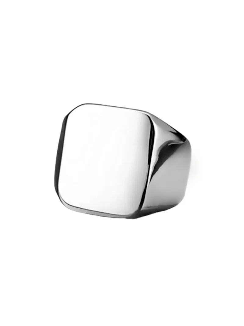 Classy Siegel Ring