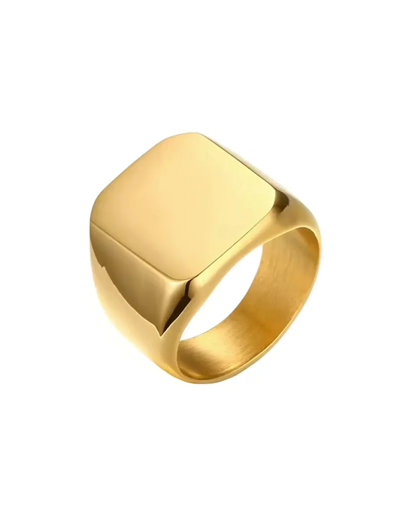 Classy Siegel Ring