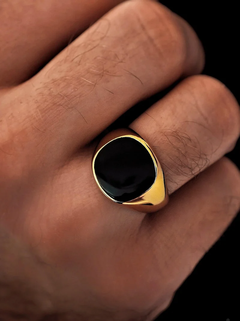 Siegel Ring Golden Black