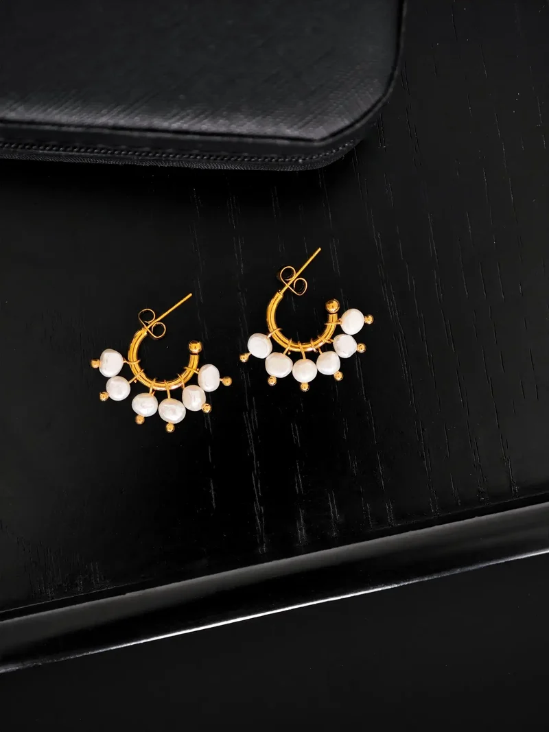 Pearl Arc Studs