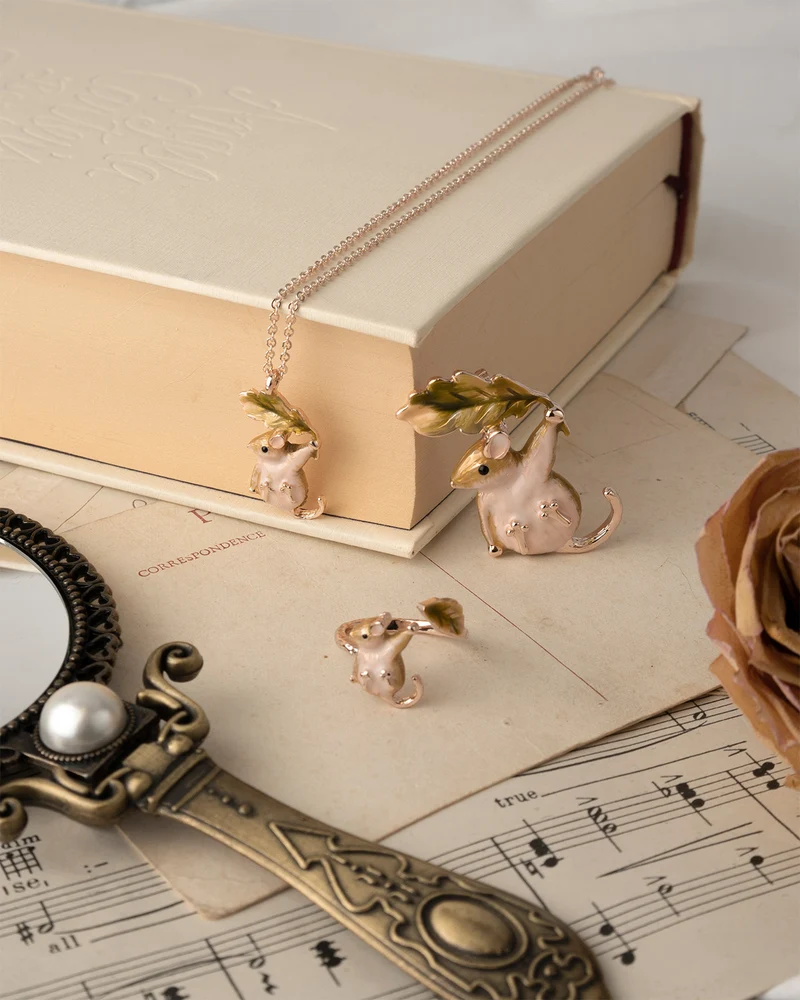 Enamel Dormouse Short Necklace