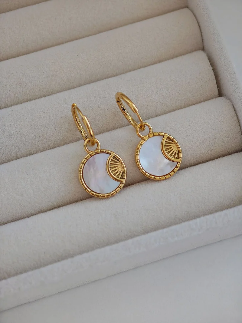 Cosmic Moon Hoops