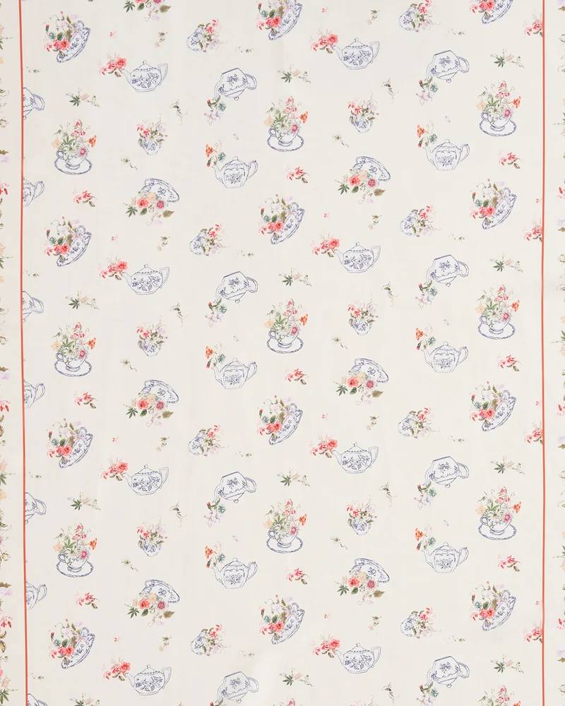 High Teacups Scarf in Cream
