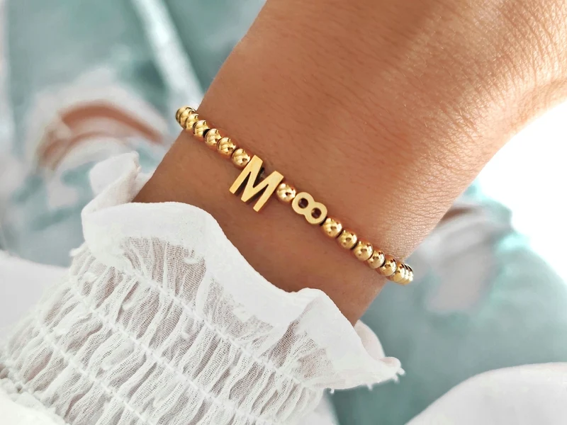 Infinity Buchstaben Perlenarmband
