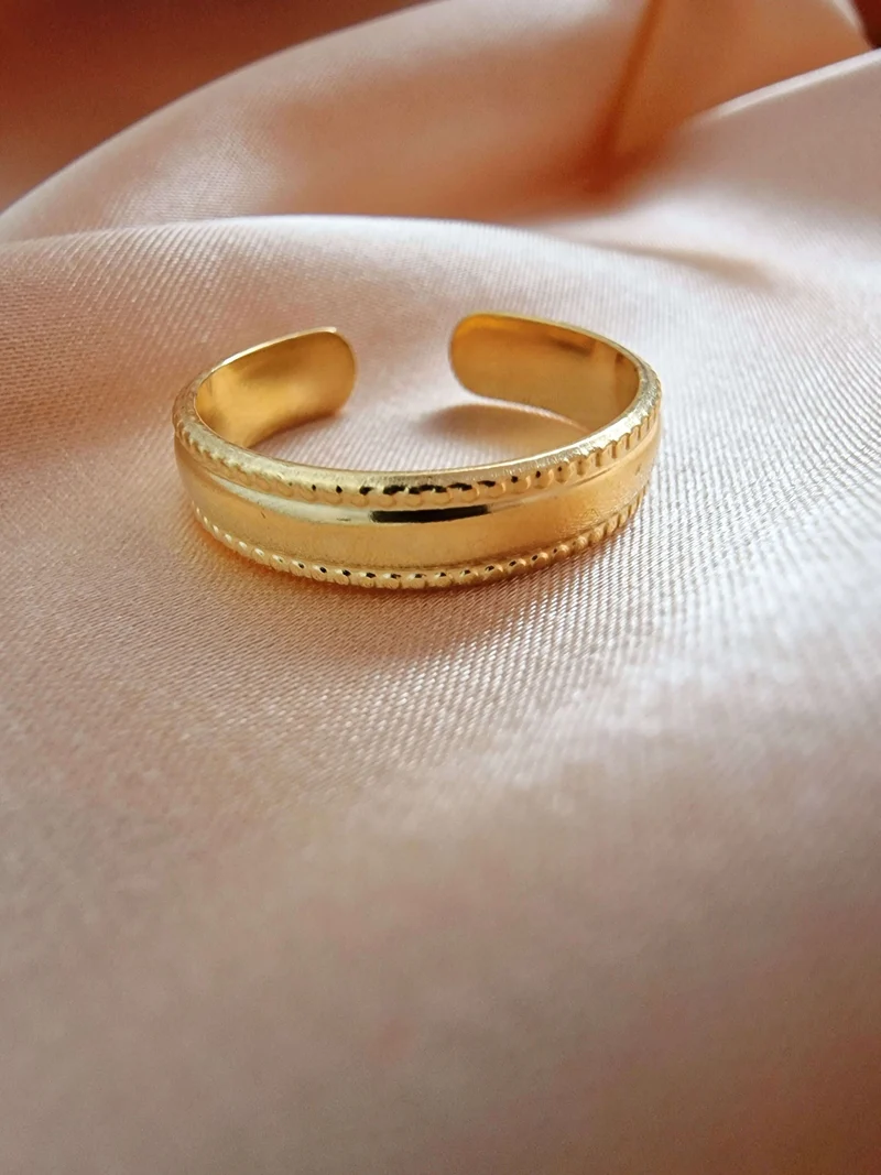 Almina Ring