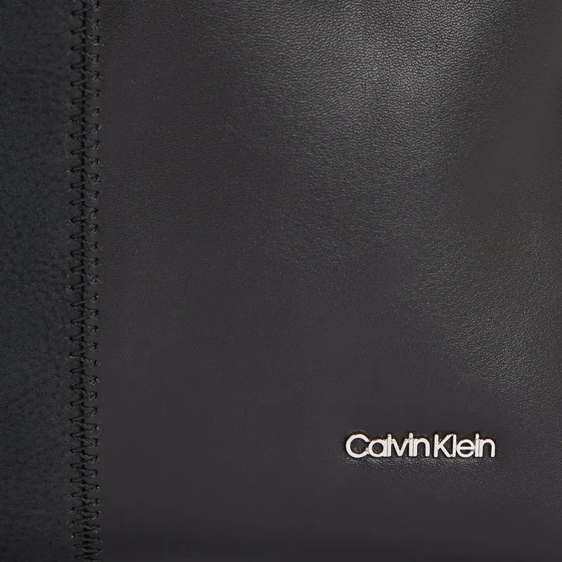 Calvin Klein Texture damen Handtasche Schwarz K60K611658BEH