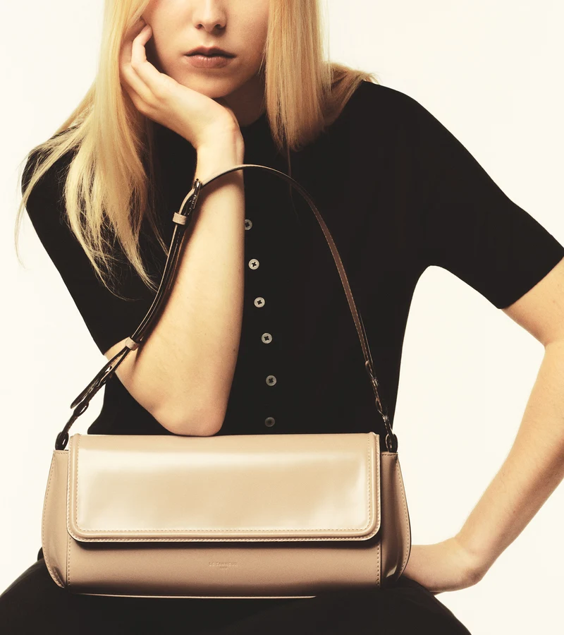Sac porté épaule moyen modèle Solaise en cuir lisse effet box