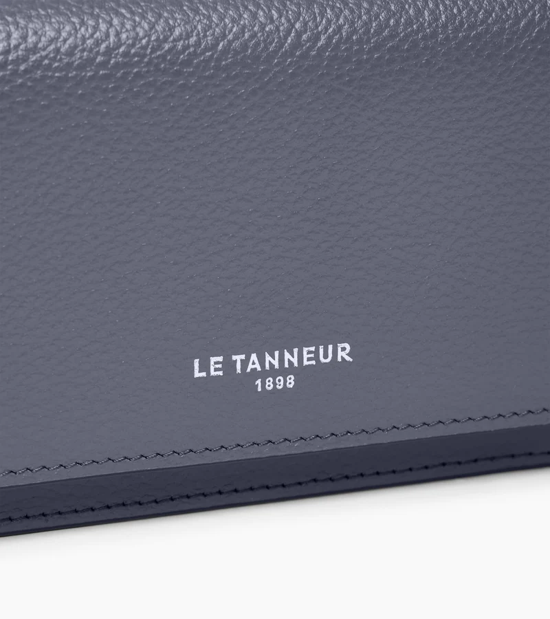 Porte cartes à rabat moyen modèle Louison en cuir grainé