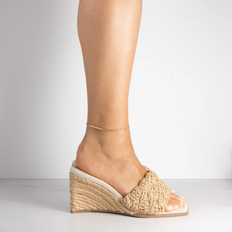 Sparkling anklet