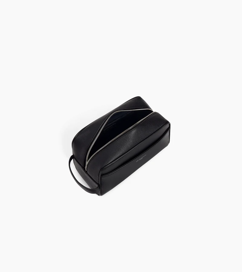 Trousse de toilette en cuir grainé