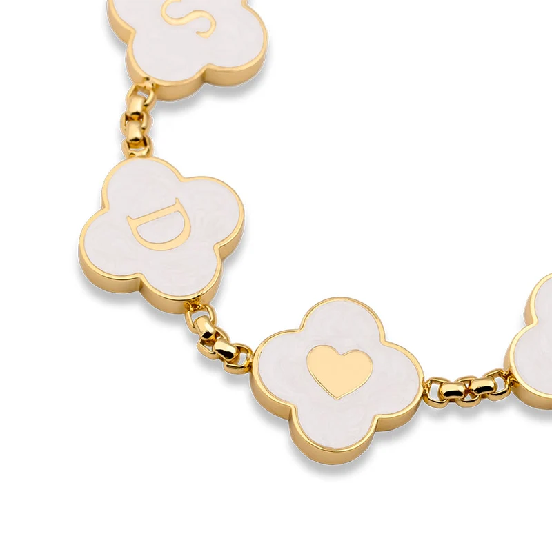 Clover seashell bracelet gold 18K