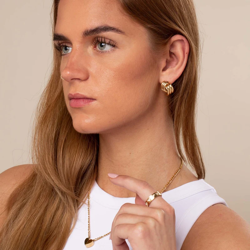 Twist stud earring gold