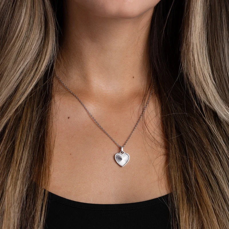 Sunray heart necklace silver