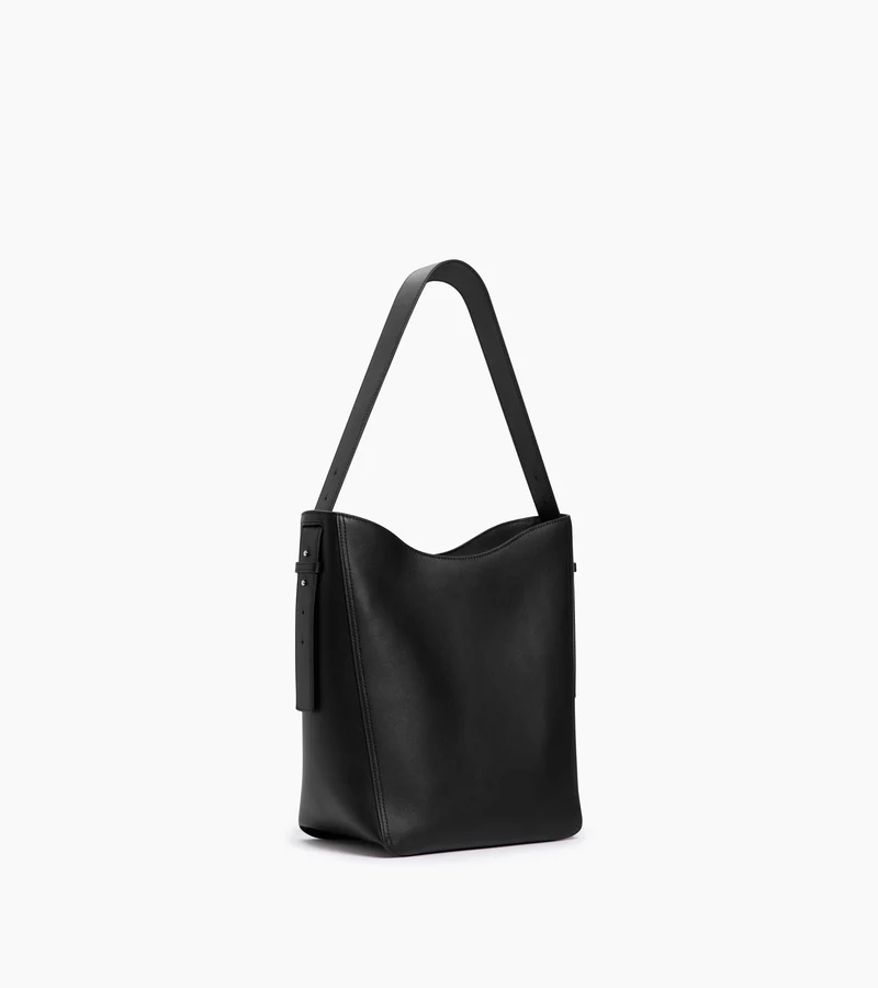 Sac hobo moyen modèle Céleste en cuir lisse