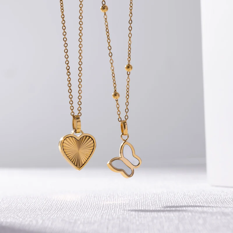 Sunray heart necklace gold