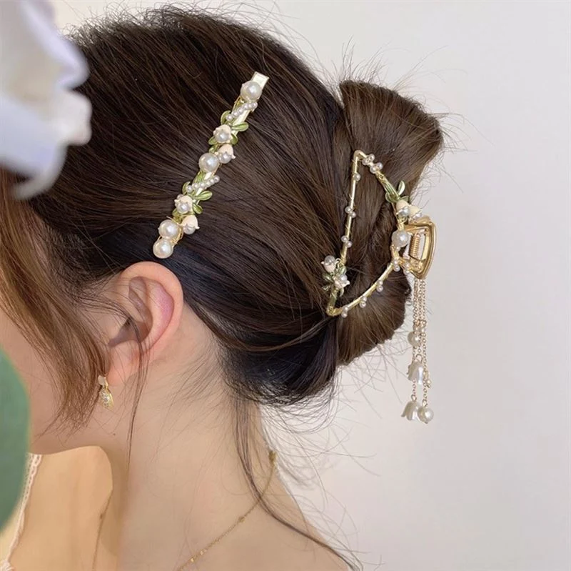 Haarspange Chris Rubin Amana – goldfarben mit Blumen & Perlen