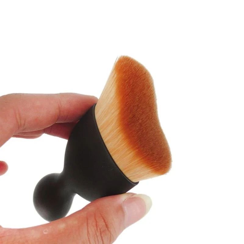 Contouring Pinsel – für präzises Make-up Auftragen