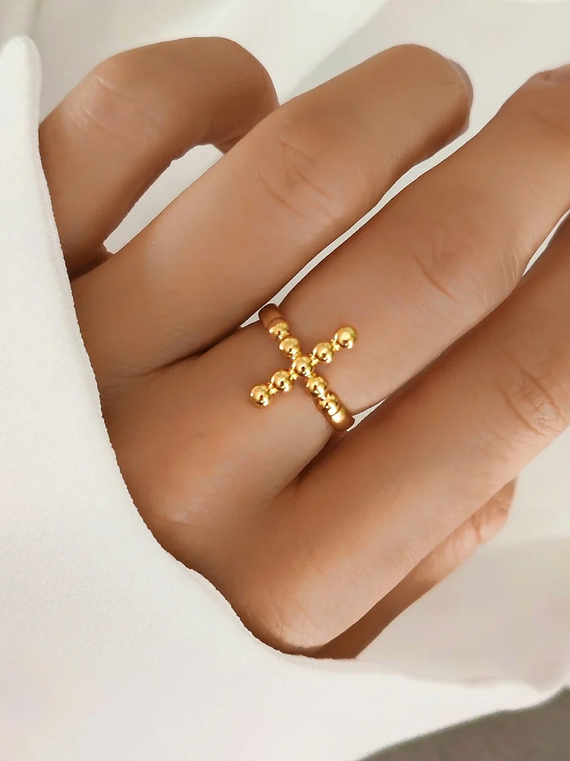 Kreuz Ring