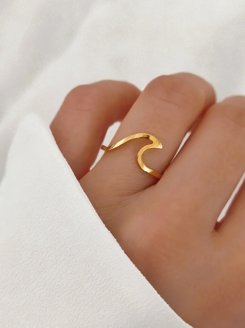 Ocean Wave Ring