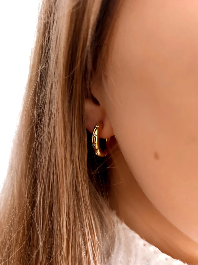 Malaika Hoops
