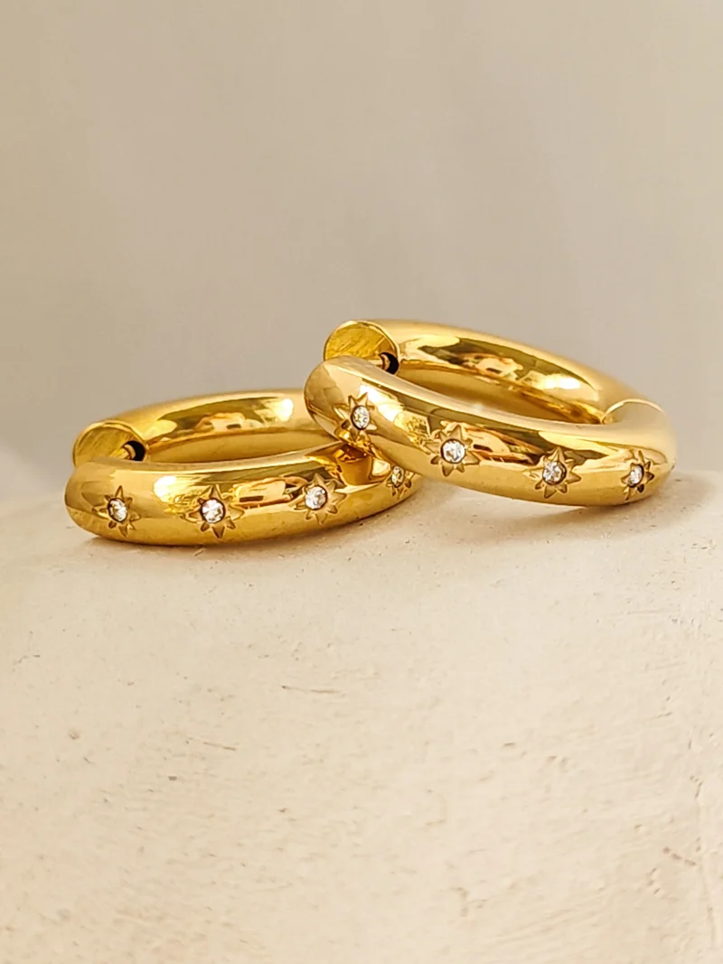 Malaika Hoops