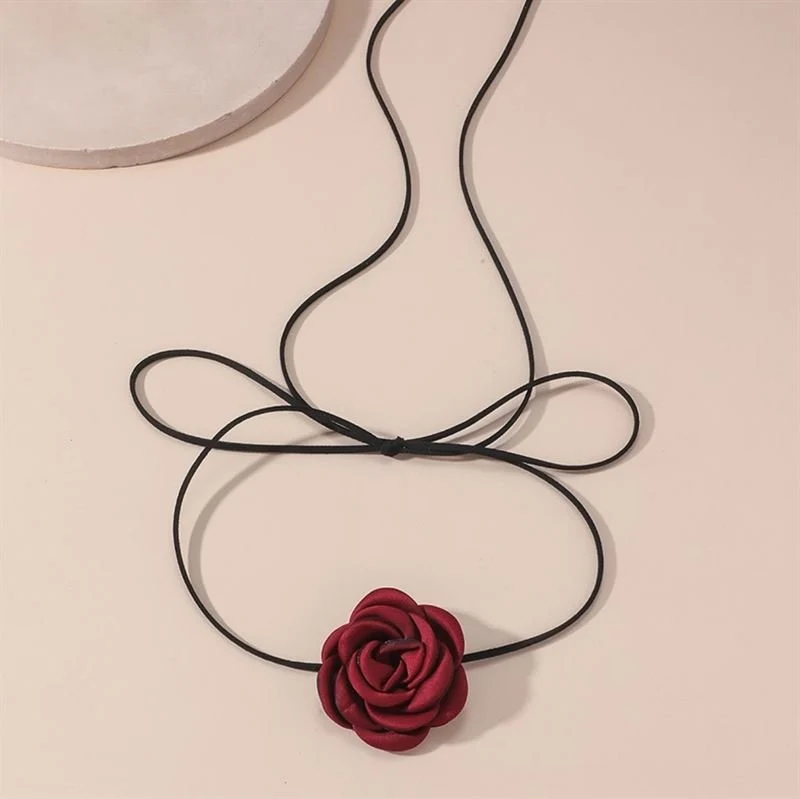 Soho Rose CHOKER Halskette - rot
