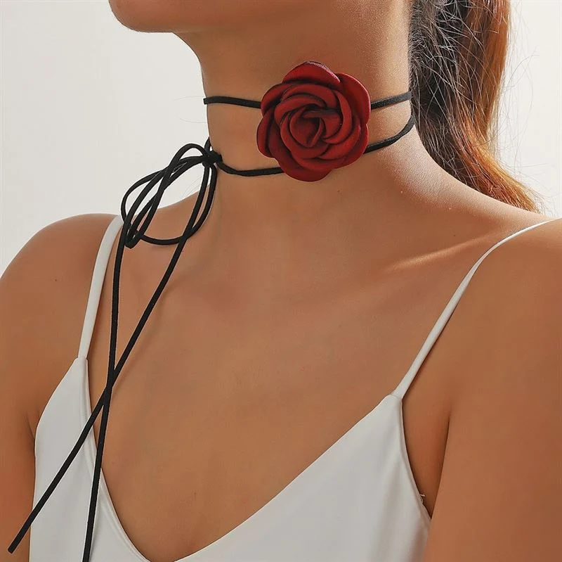 Soho Rose CHOKER Halskette - rot