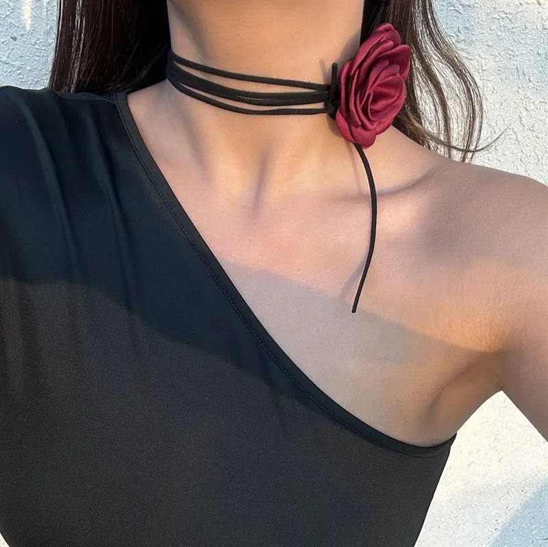 Soho Rose CHOKER Halskette - rot