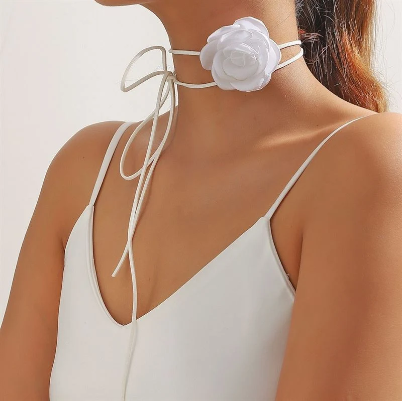 Soho Rose Choker Halskette - Weiß