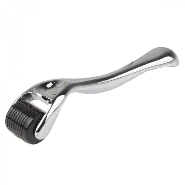 UNIQ Dermaroller – 540 Titan-Nadeln 3,0 mm fürs Gesicht