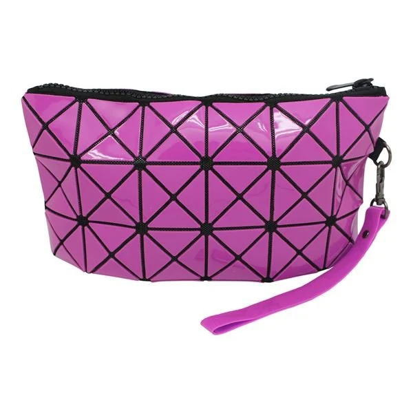 Kulturtasche – Lila Rautenmuster von AVERY