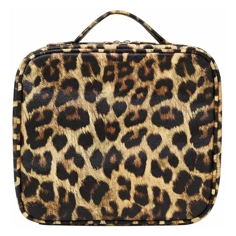 UNIQ Make-up-Reisetasche - Kulturbeutel / Kosmetiktasche für all Ihr Make-up - Leopard