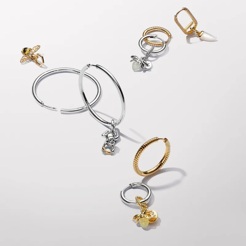 Pandora Moments 14 Karat Gold Plated Honey Bee Charm 769352C01