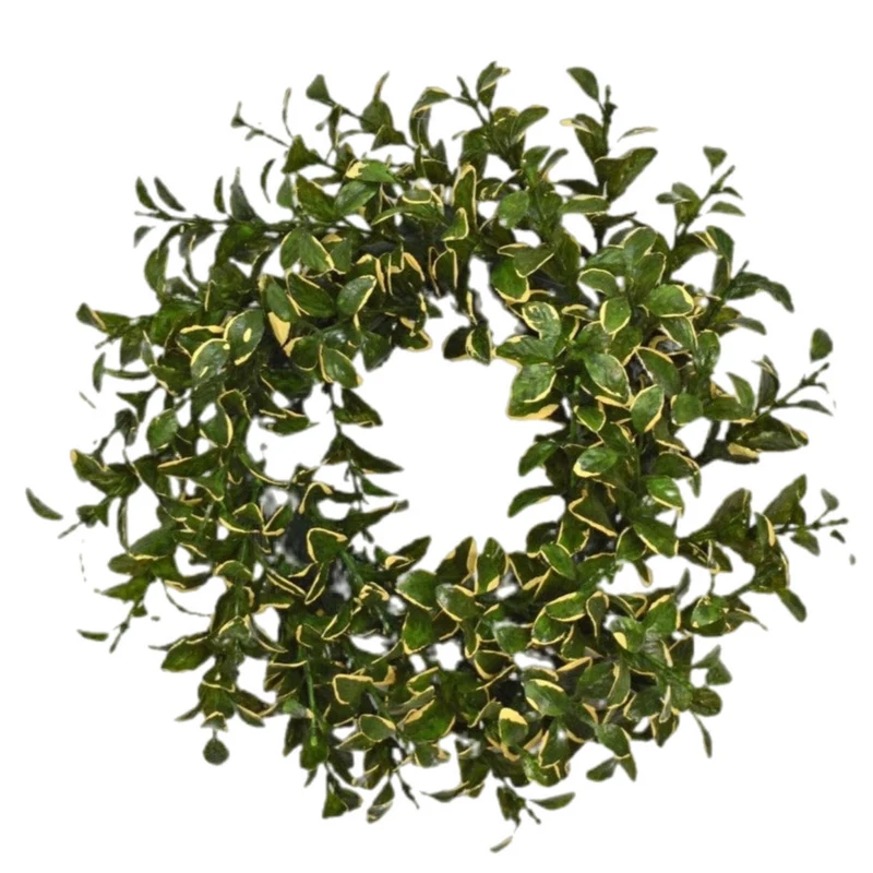 9" Boxwood Wreath