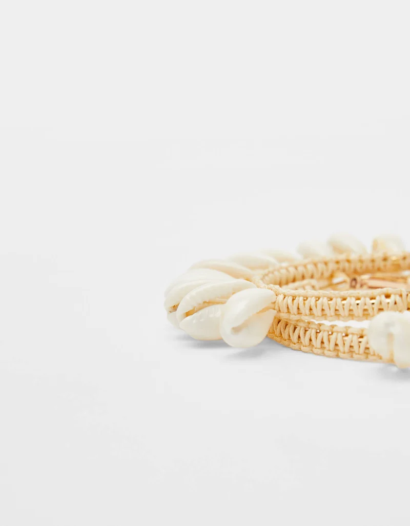 Seashell hoop earrings