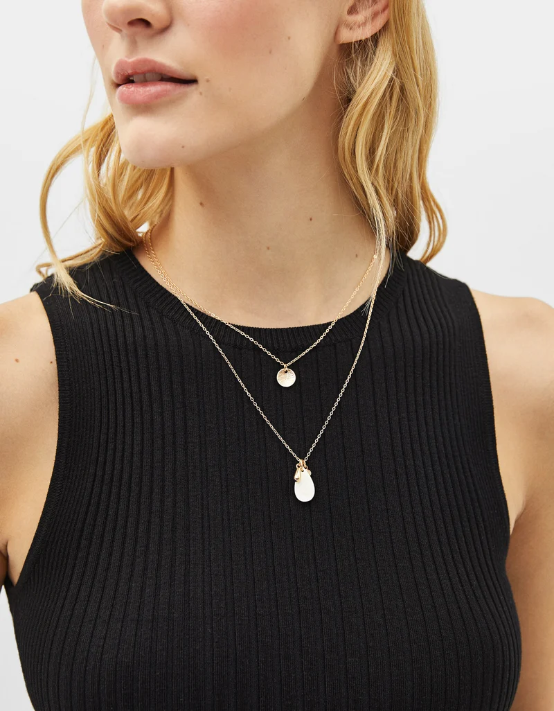 Multi-strand chain necklace