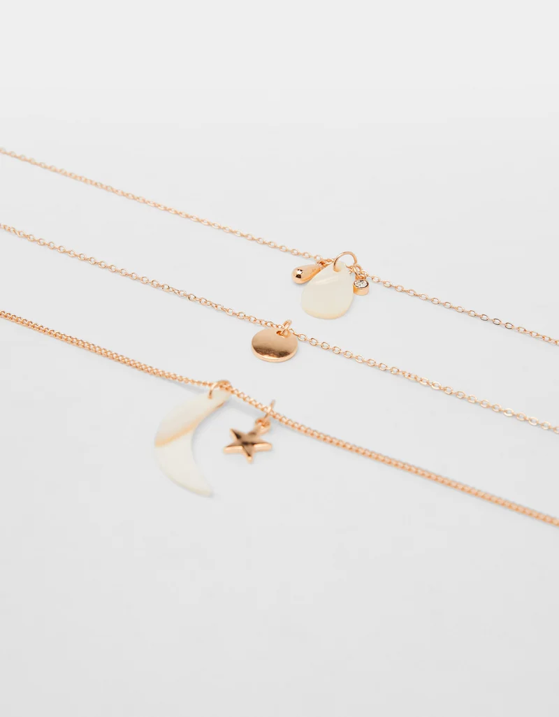 Multi-strand chain necklace