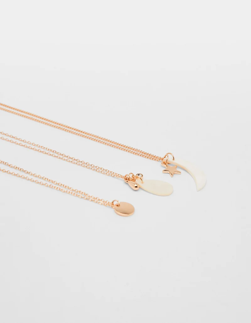 Multi-strand chain necklace